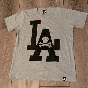 Grey Large Johnny Cupcakes “LA” shirt